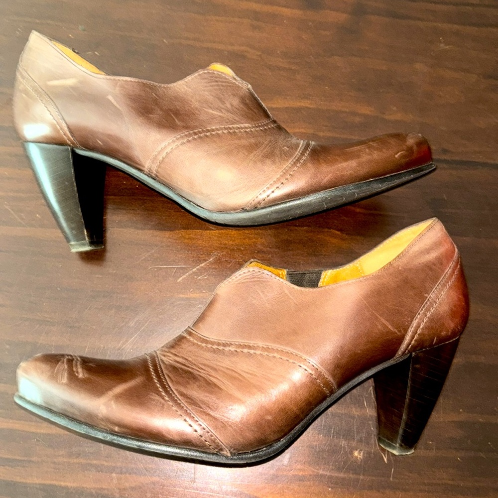 Women’s 2010s Leather Shootie Size 40 EU/ 9 US - Picture 2 of 9